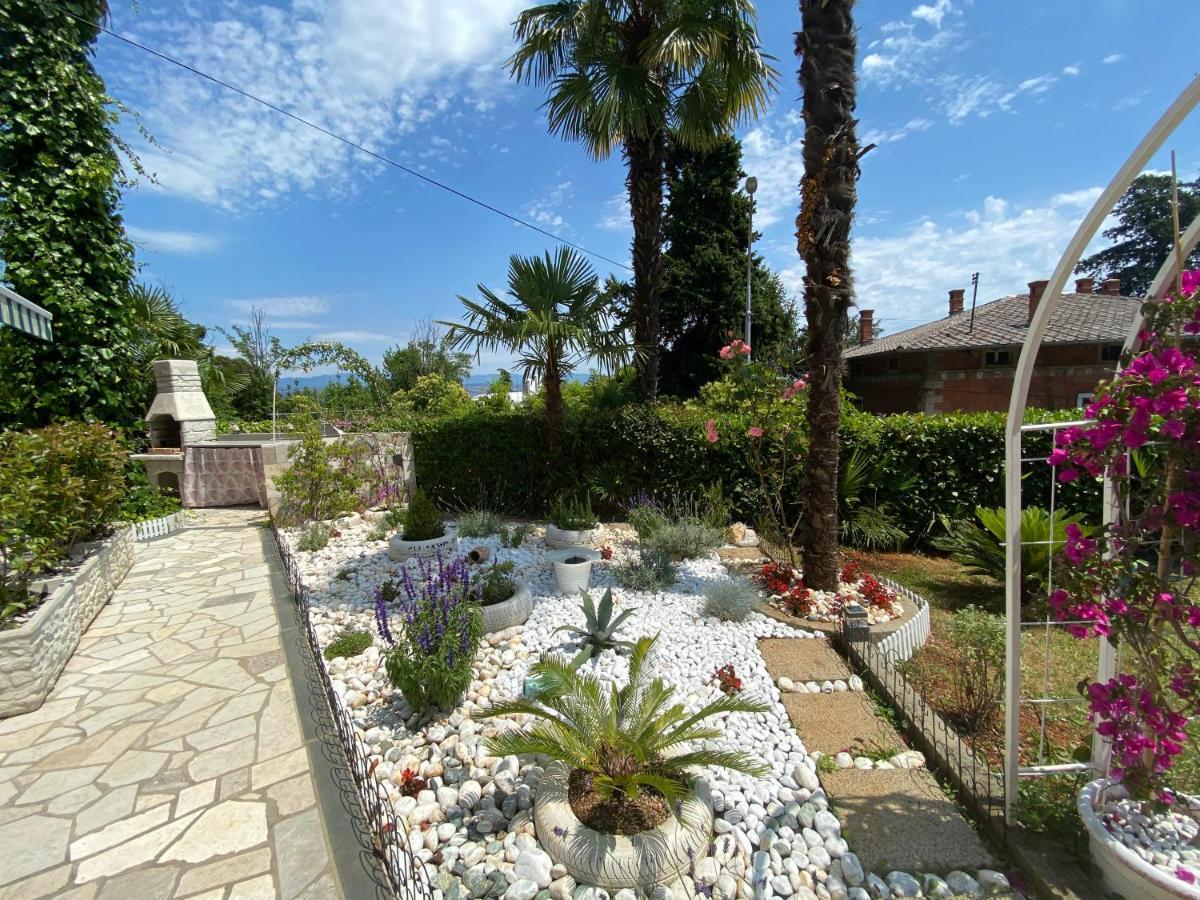 Guesthouse Villa Stanger Lovran Exterior photo