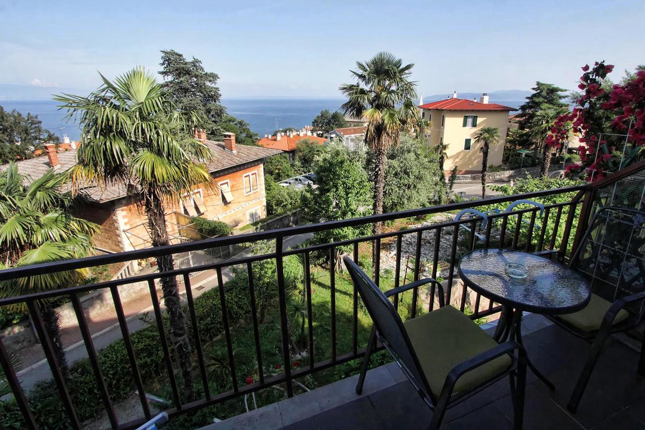 Guesthouse Villa Stanger Lovran Exterior photo