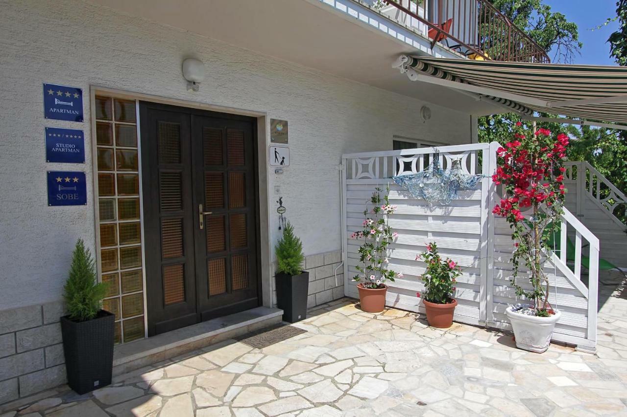 Guesthouse Villa Stanger Lovran Exterior photo